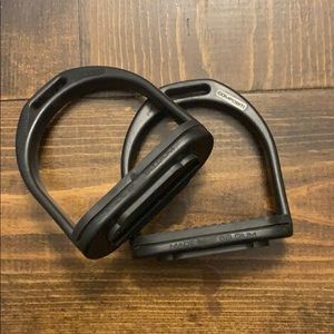 Compositi stirrup irons.  Like new.